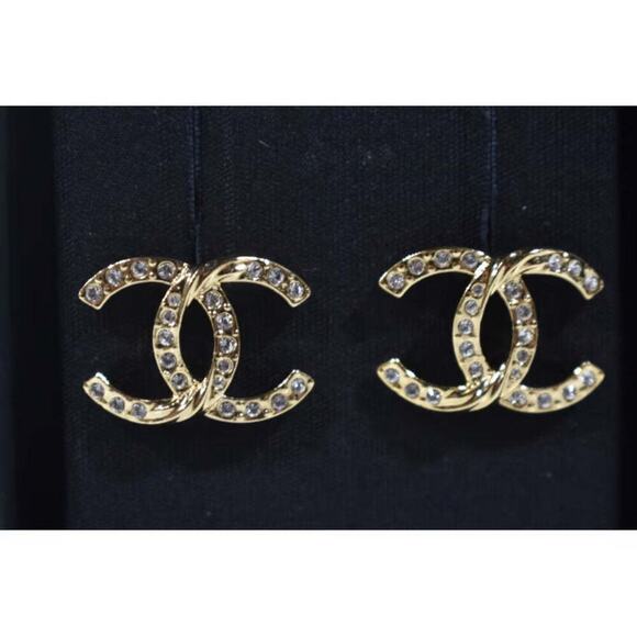 Chanel 23C Gold Crystal Interlocking CC Logo Classic Drop Statement Stud Earring - Picture 1 of 7